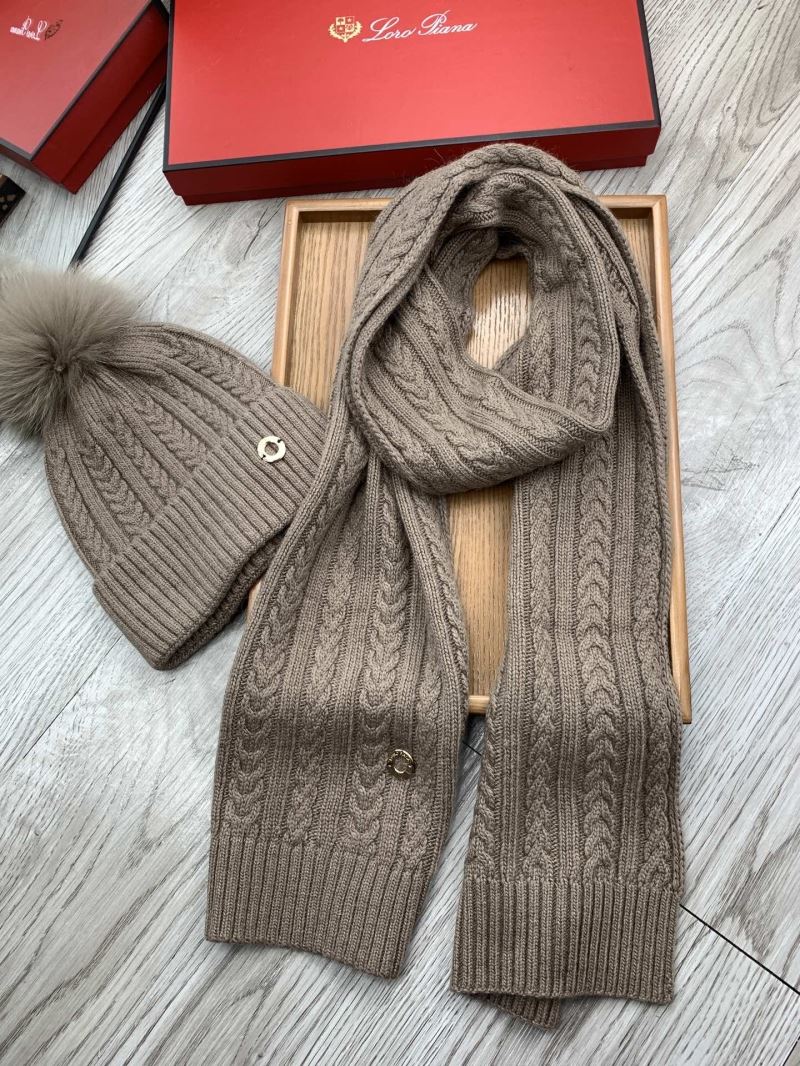 Love Piana Caps Scarfs